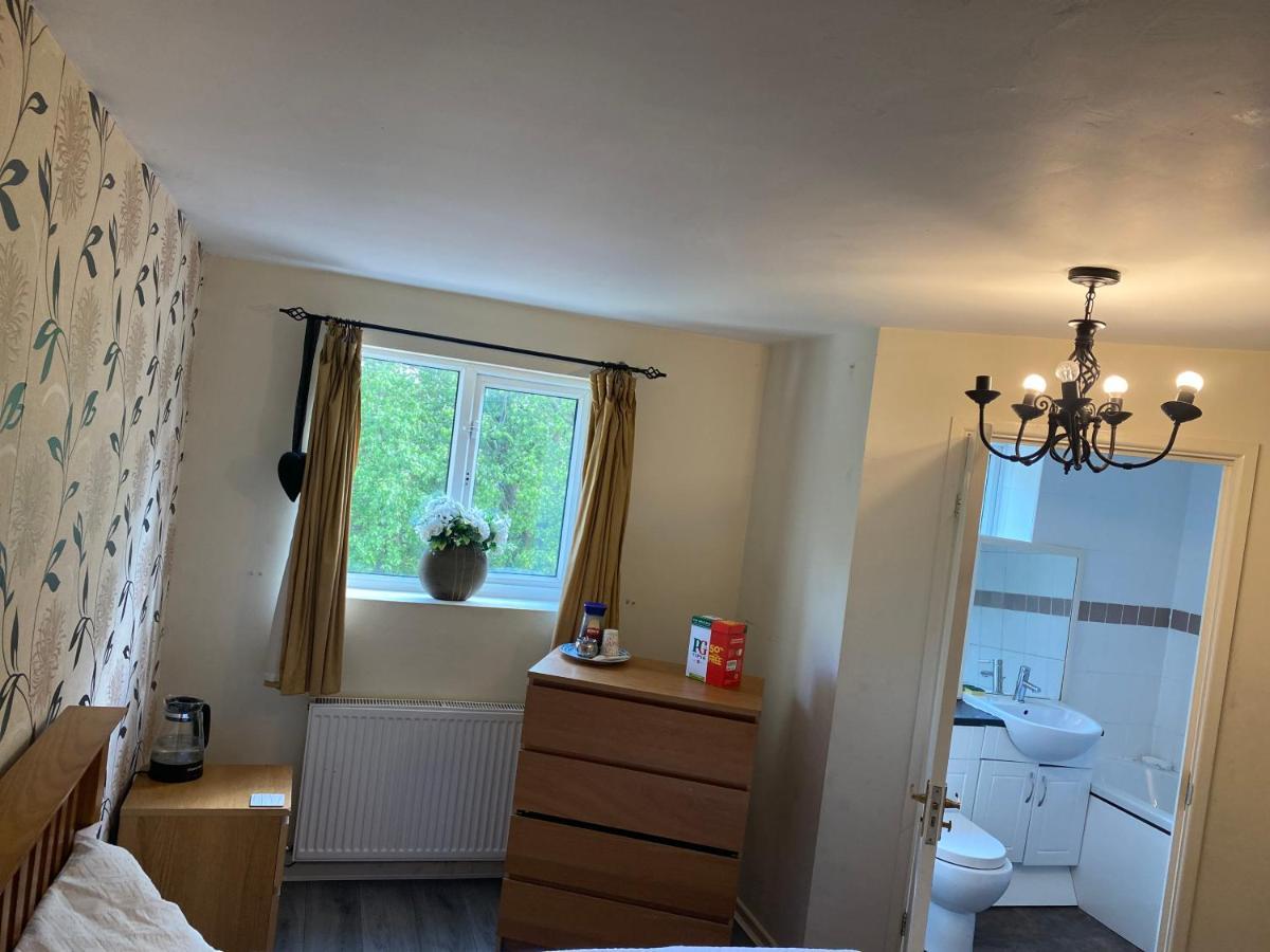 La Mansion Bed and Breakfast Wednesbury Εξωτερικό φωτογραφία