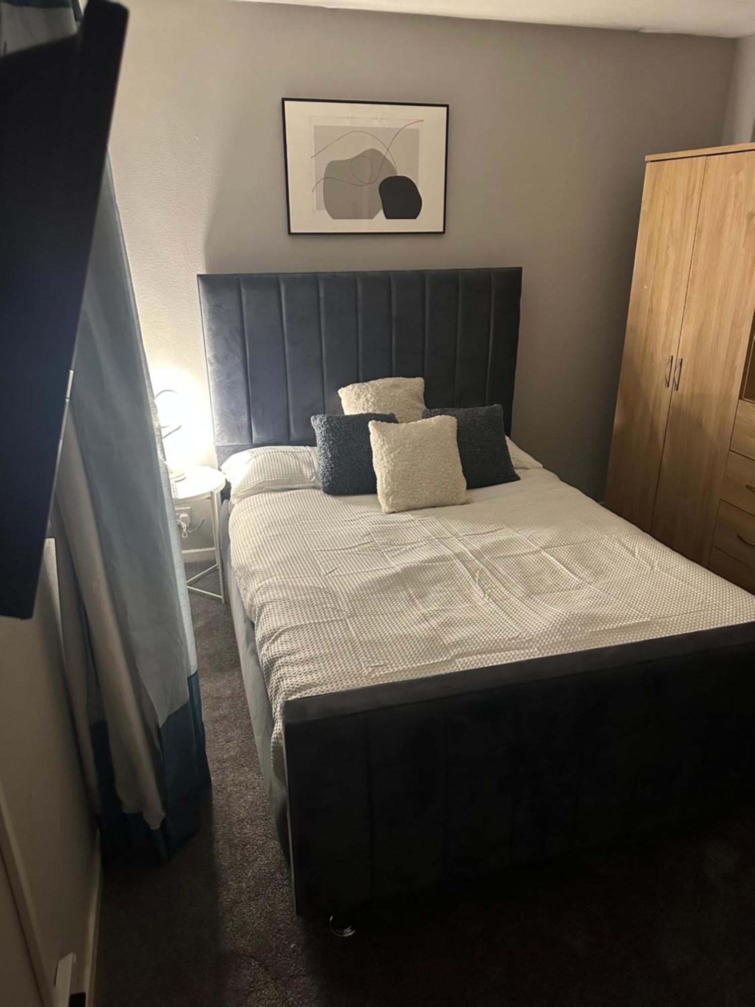 La Mansion Bed and Breakfast Wednesbury Εξωτερικό φωτογραφία